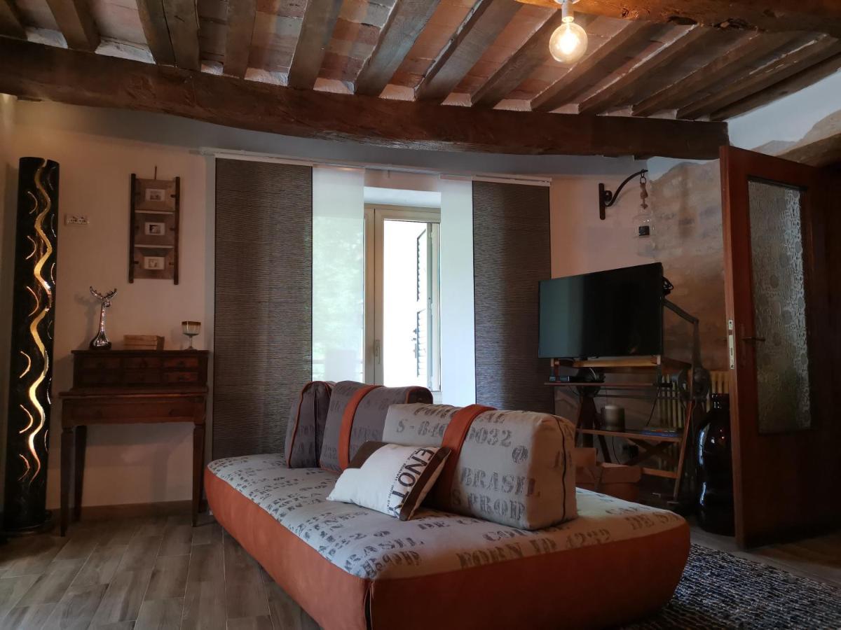Bed & Breakfast Sentiero 54 Cantiano Exterior photo